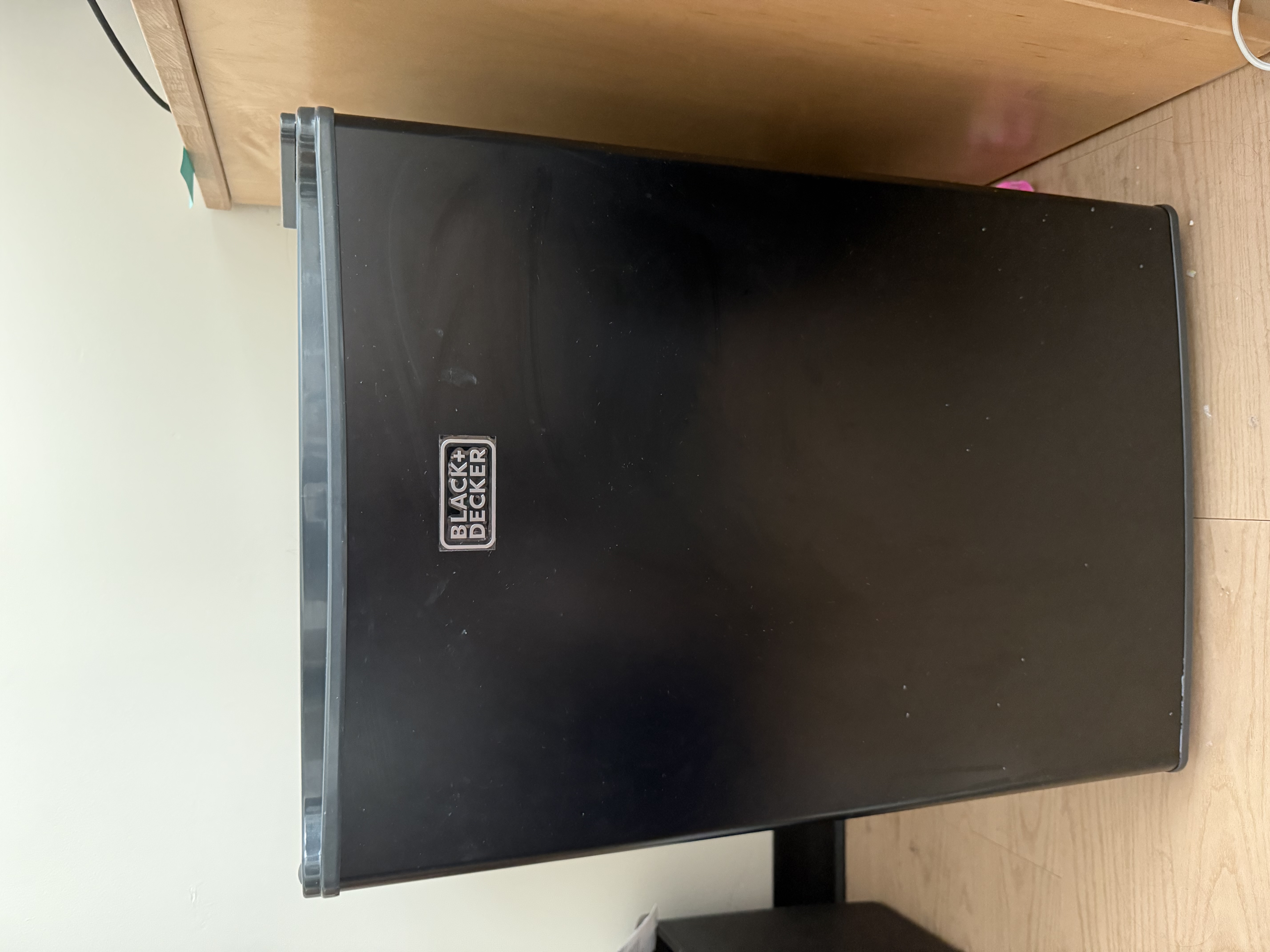 Black and Decker Mini Fridge with Freezer Shelf