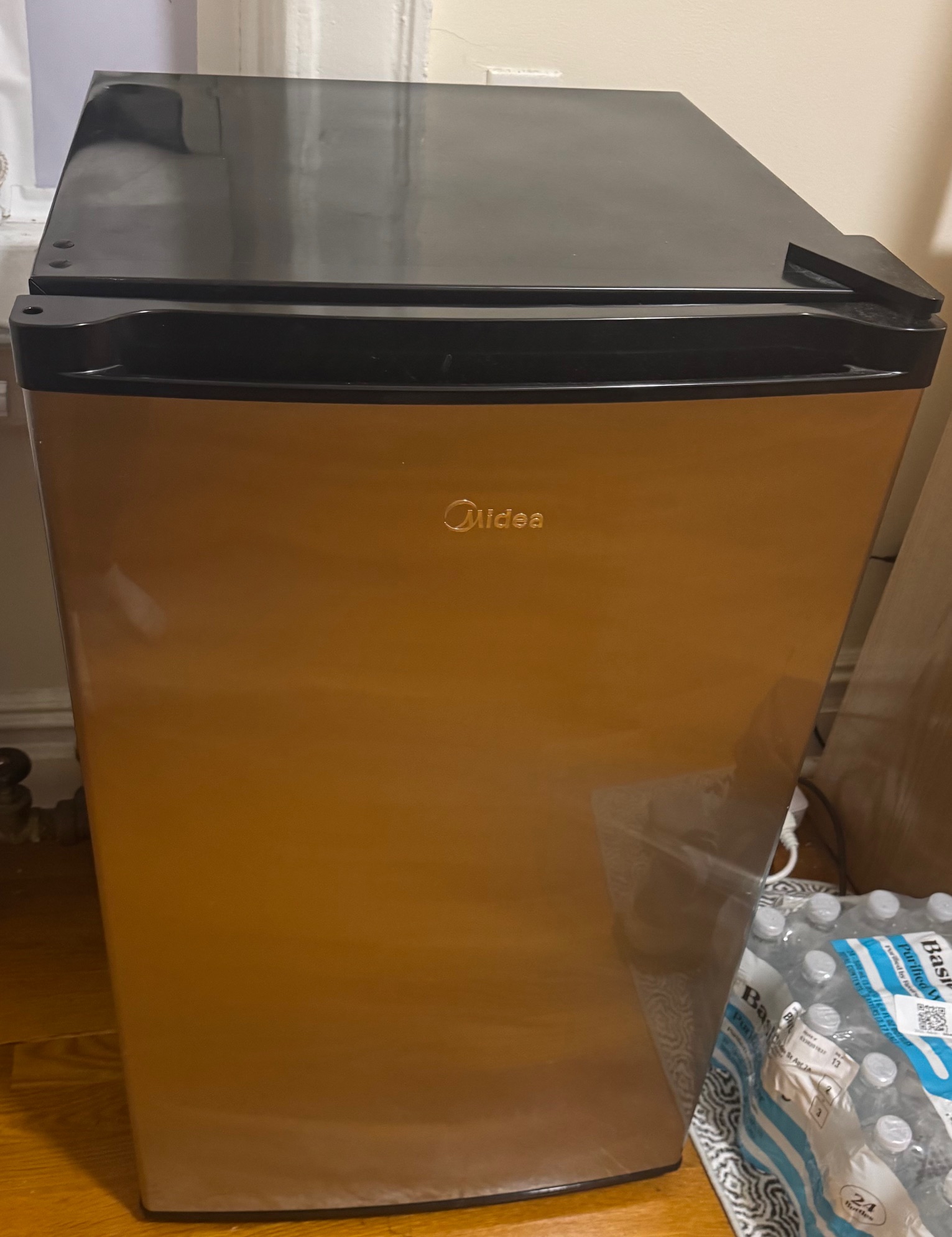 Mini fridge ($270 MSRP)